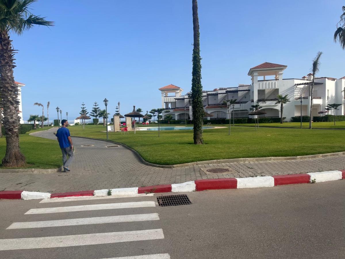 Appartement Pied Dans L Eau A Residence Beralmar Asilah Exteriér fotografie